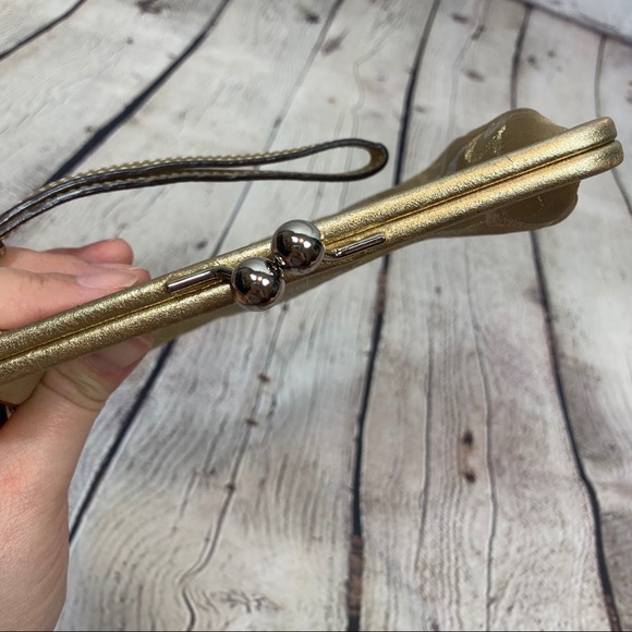 COACH Lurex Signature Gold Kisslock Wristlet - Picture 6 of 6